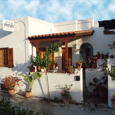 Pantazis Studios Aegina Luaran gambar