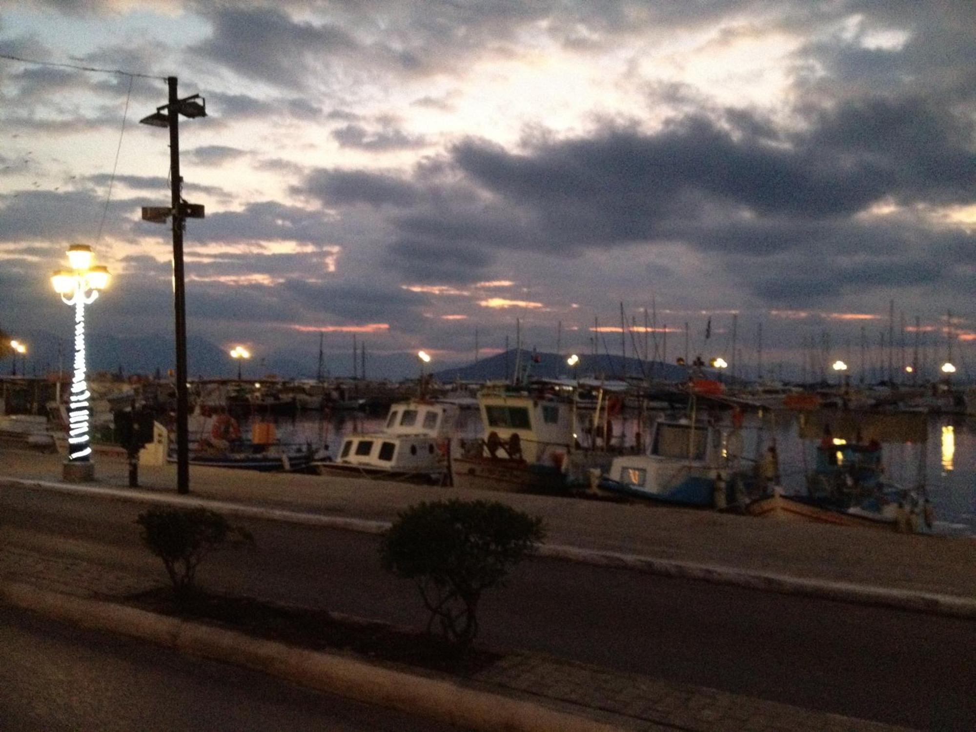 Pantazis Studios Aegina Luaran gambar